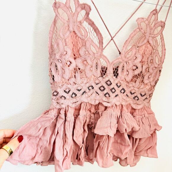 NEW FP FREE PEOPLE Pink Adella Lace Tiered Ruffle Strappy Camisole Tank Top XS - Picture 13 of 14
